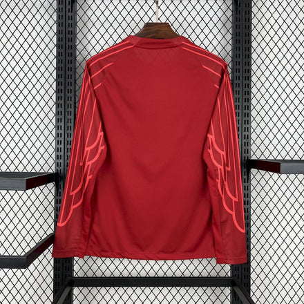 Paris Saint-Germain 2025/26 Red goalkeeper Long Sleeves Jersey