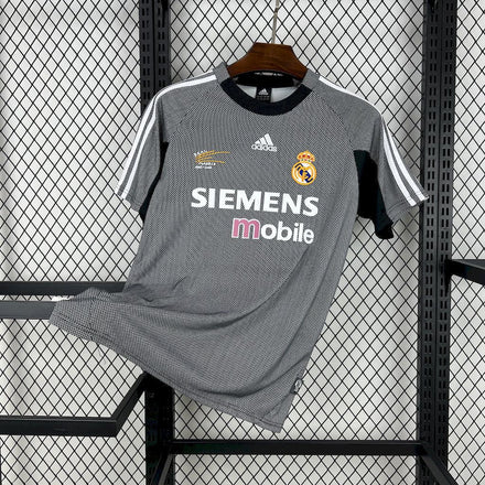 Real Madrid 2002/03 Goalkeeper Retro Jersey